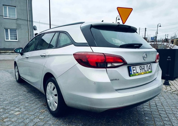 Opel Astra cena 49900 przebieg: 80000, rok produkcji 2019 z Łódź małe 46